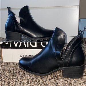 Black Chelsea Boot